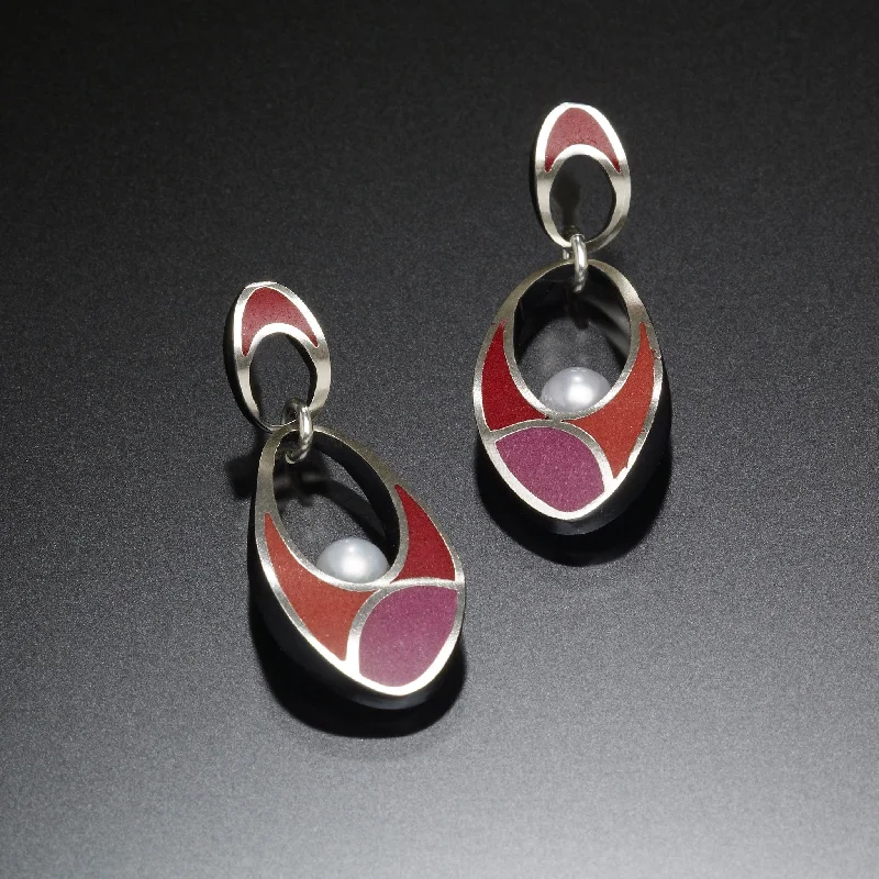 Aged medallion earrings-Color Block Link Earrings (red)