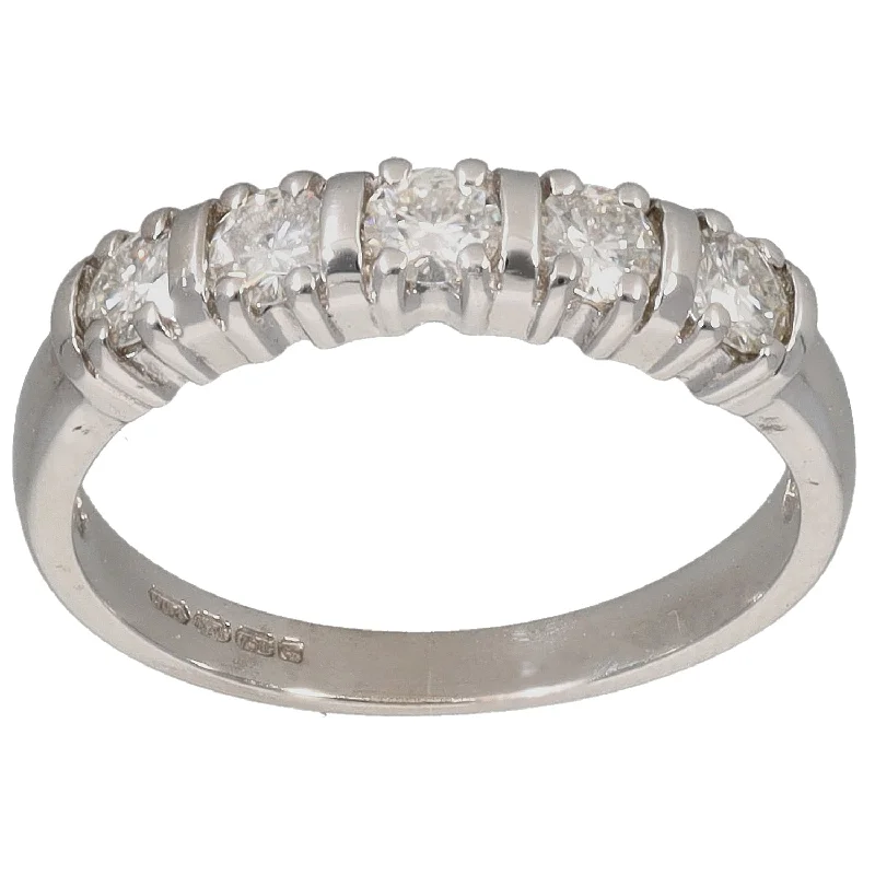 Fine texture rings-18ct White Gold 0.50ct Diamond Half Eternity Ring Size K