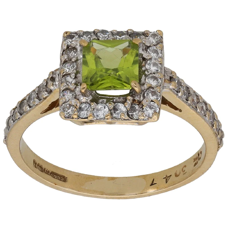 Tiny dot rings-9ct Gold Peridot & Cubic Zirconia Dress/Cocktail Ring Size M