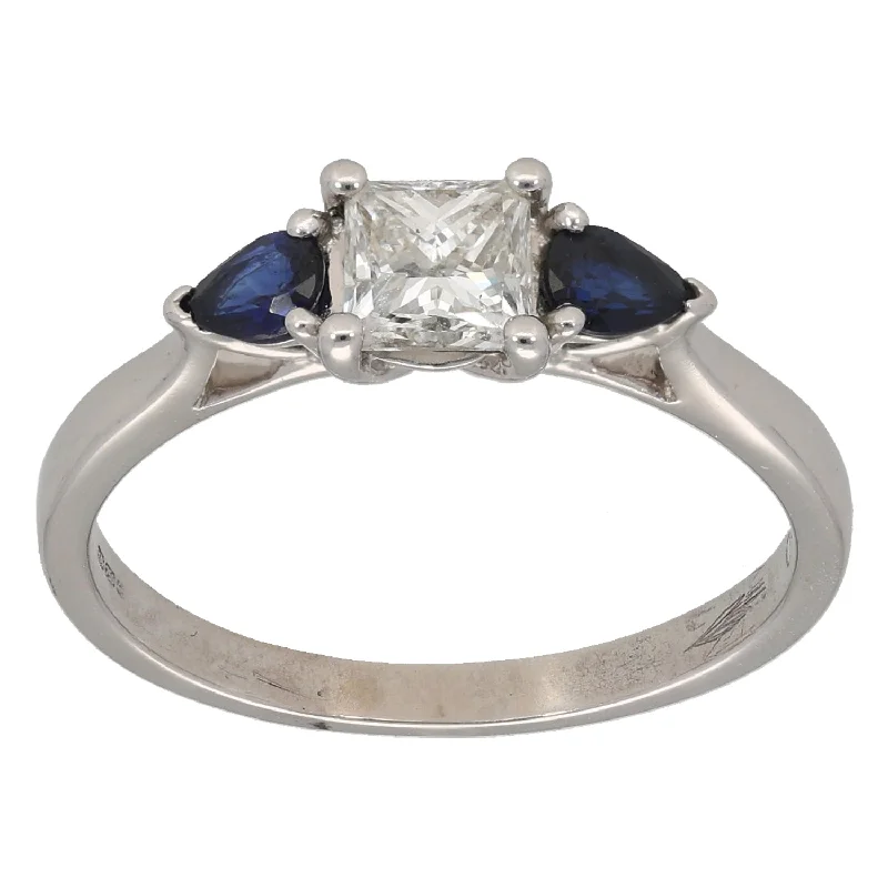 Twisted motif rings-18ct White Gold Sapphire & 0.68ct Diamond Trilogy Ring Size P