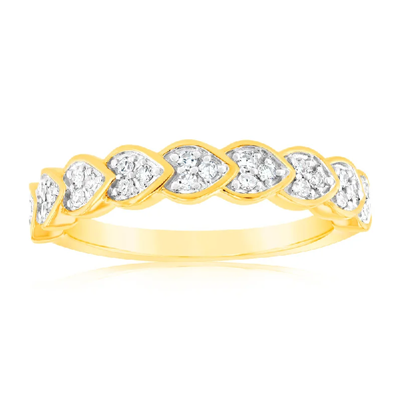 Loop band rings-9ct Yellow Gold Luminesce Lab Grown Ring with 28 Brilliant Diamonds