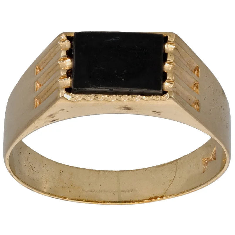 Old vow rings-9ct Gold Onyx Patterned Signet Ring Size O