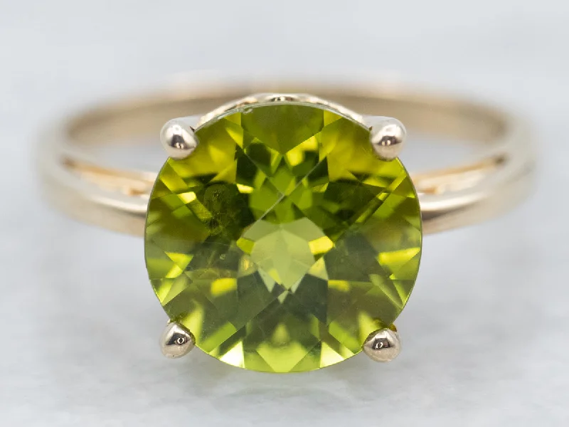 Oval gem rings-Yellow Gold Peridot Solitaire Ring