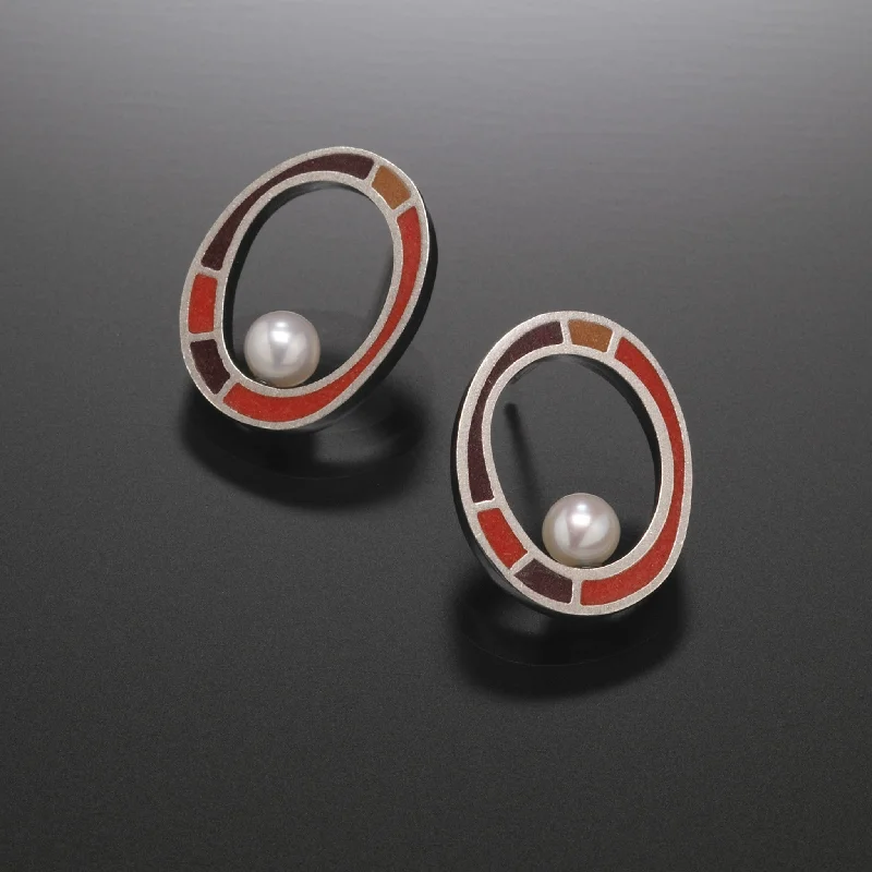 Nine-tier earrings-Oval Earrings with Pearl (red)