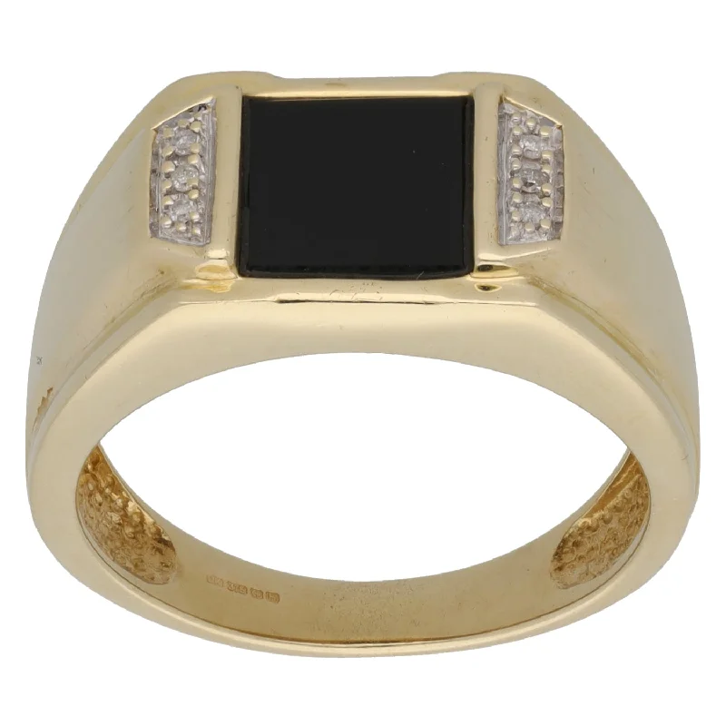 Hand-polished rings-9ct Gold Onyx & 0.03ct Diamond Signet Ring Size T