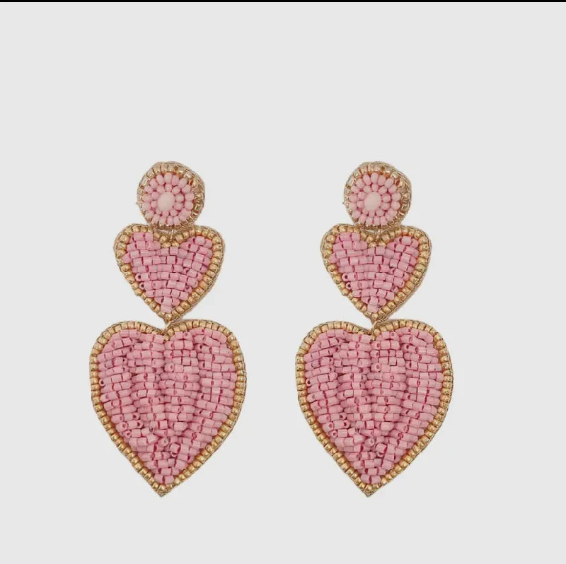 Wool thread earrings-Chic Heart Earrings