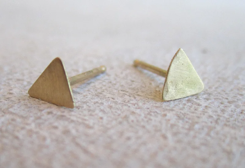 Twisted cord earrings-Thin Pyramid Shape Studs