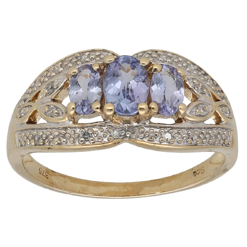 Thin wing rings-9ct Gold Tanzanite & 0.13ct Diamond Dress/Cocktail Ring Size P